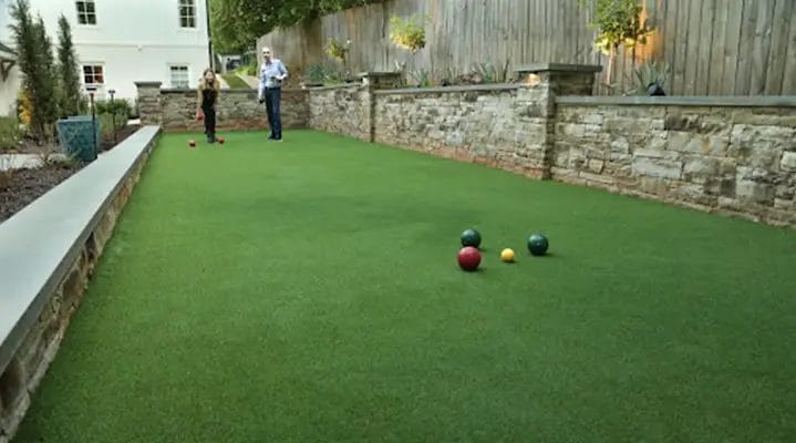 Outdoor Makeover:
How Much to Install Synthetic Turf?