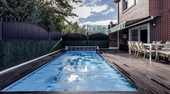 Outdoor Makeover: Backyard-pool-design-ideas