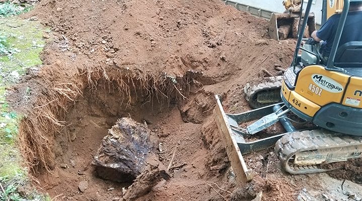 Outdoor Makeover: Grading-and-Leveling-Landscape-Services