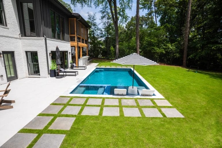 swimming pool builders